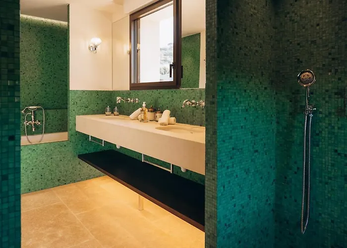 Casa La Gioia - With Concierge Service Apartment